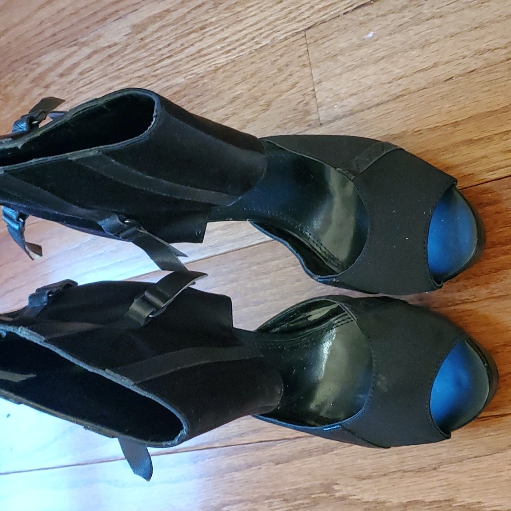 Bebe Black Ankle Strap Platform Wedge Sandal  Size 5 